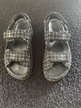 Preloved Chanel CC Tweed Sandals. LED Light up option ✔️